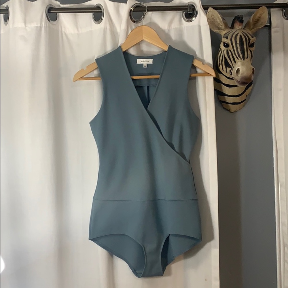 NWOT 🦈 Babaton Luxe Bodysuit